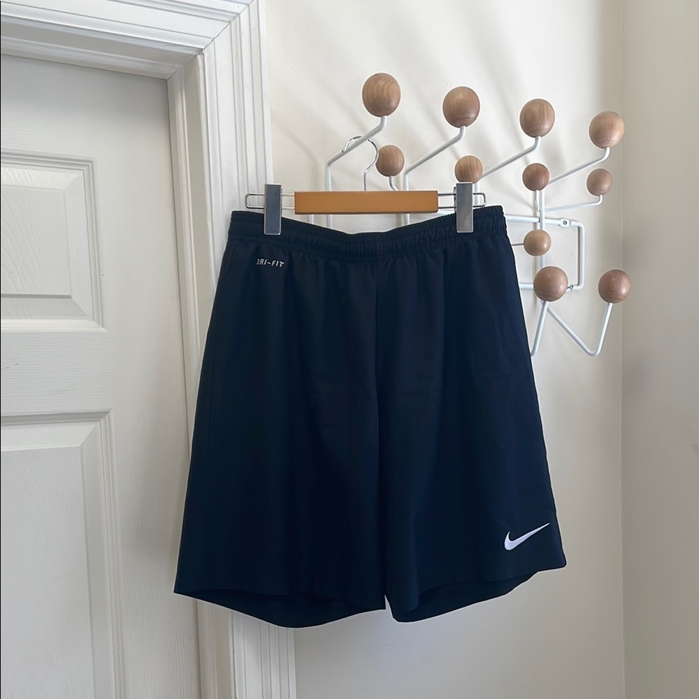 Nike - Classic Dri-FIT Shorts - Black - L